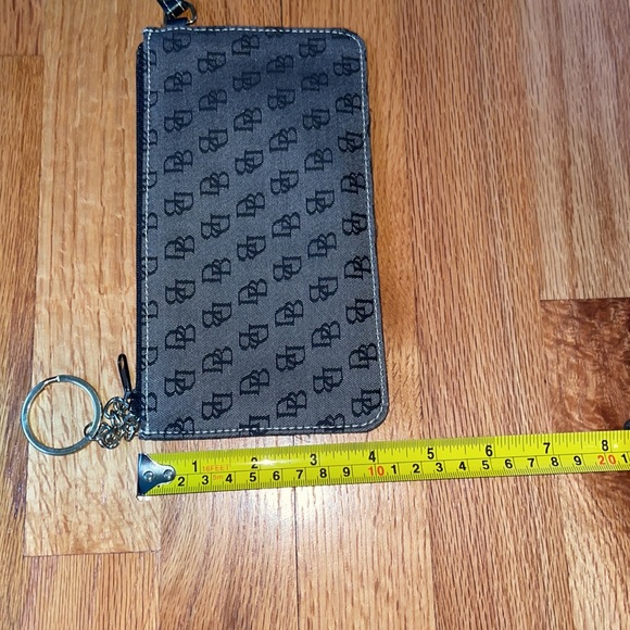 Dooney and Bourke Wallet - Picture 7 of 7